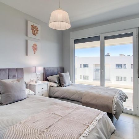 Newly Constructed 2 Bed Apartment With Sea Views Casares Εξωτερικό φωτογραφία